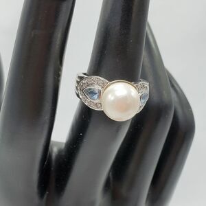 💜Premier Faux Pearl Ring Adjustable Size 7